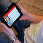 Cara Menonaktifkan Mode Terbatas YouTube (App & Web)